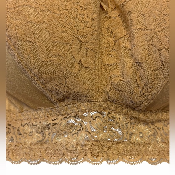 Rhonda Shear Pin Up Lace Leisure Bra - Picture 6 of 11